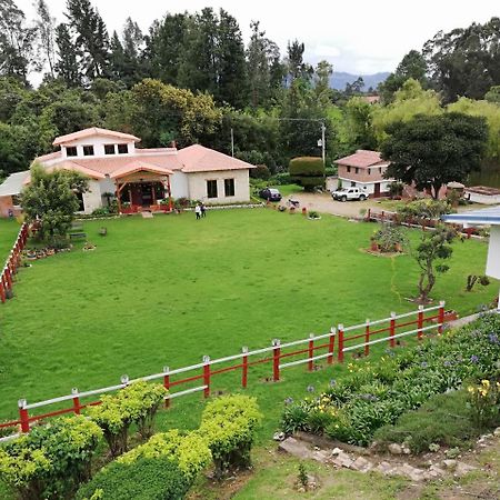 Hacienda Moncora, Un Lugar Hermoso Para Toda La Familia Y Los Amigos Βίλα El Rosal Εξωτερικό φωτογραφία