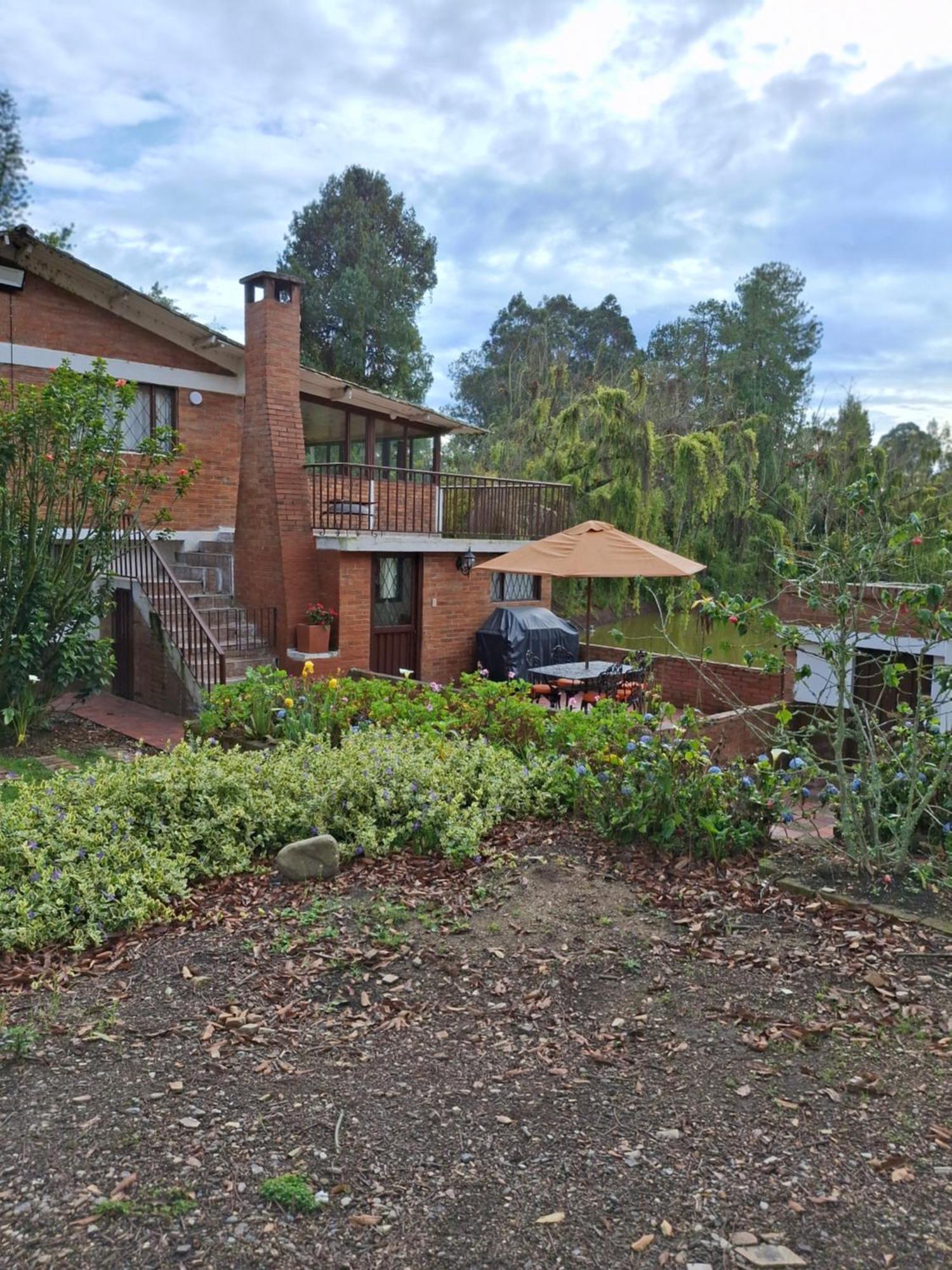 Hacienda Moncora, Un Lugar Hermoso Para Toda La Familia Y Los Amigos Βίλα El Rosal Δωμάτιο φωτογραφία